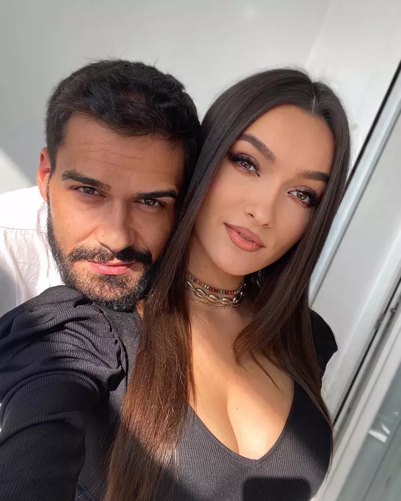 Viviana Sposub George Burcea