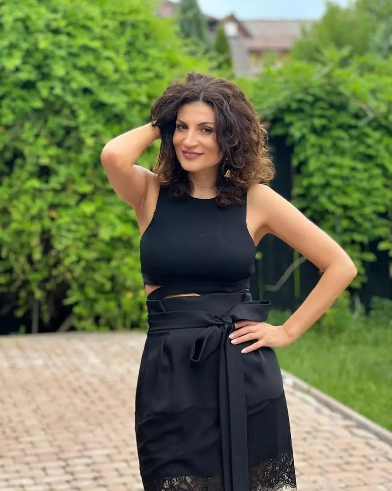 ioana-ginghina-2