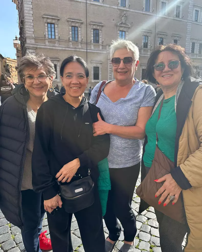 adela-popescu-si-radu-valcan-vacanta-la-roma-cu-familia-5