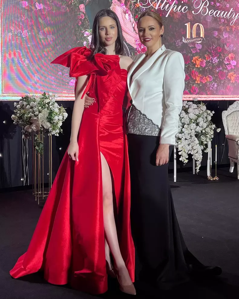 Andreea Marin fiica Ana Violeta Bănică