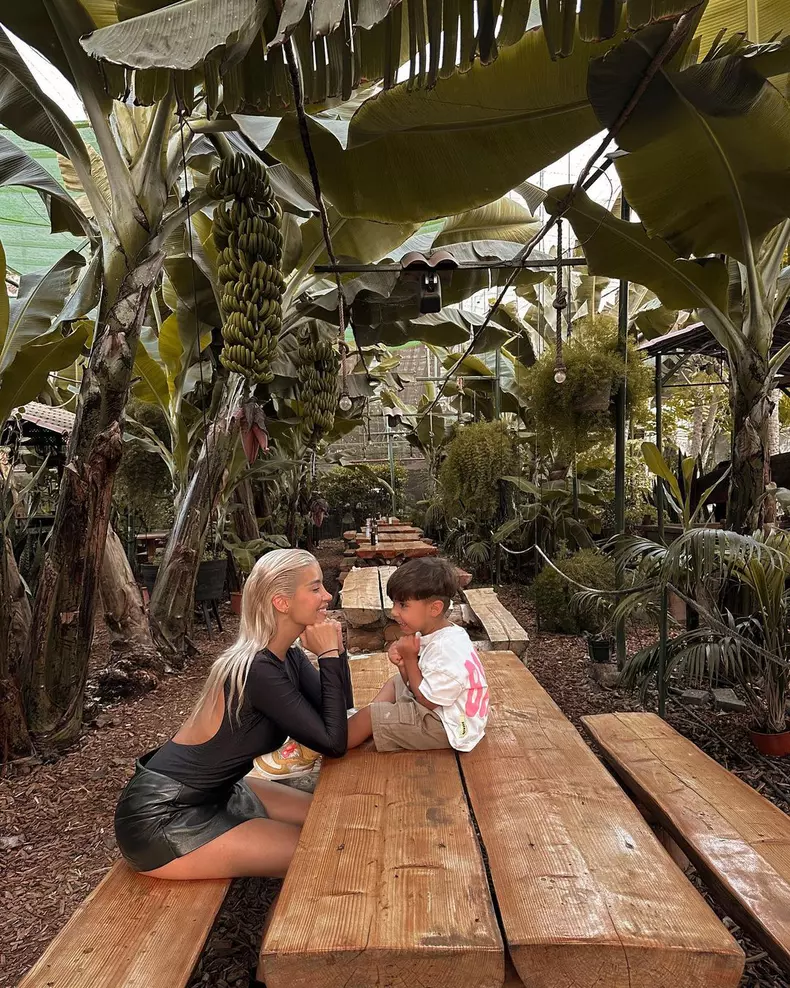 alina-ceusan-prezentatoare-love-island-3