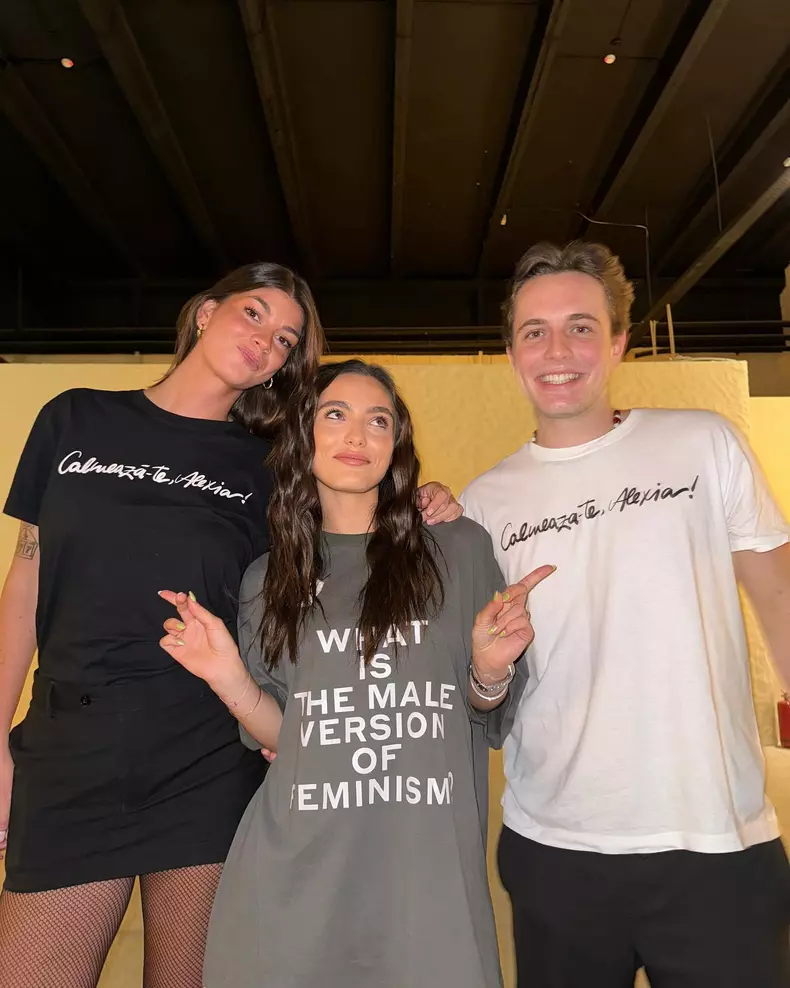 Aris Eram Laura Giurcanu