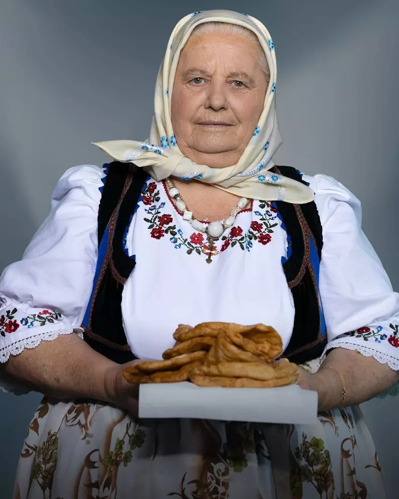bunica-din-chinteni