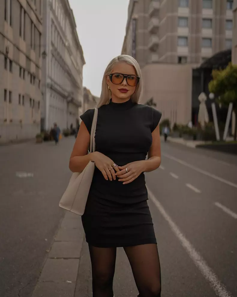 Carmen Grebenișan second hand