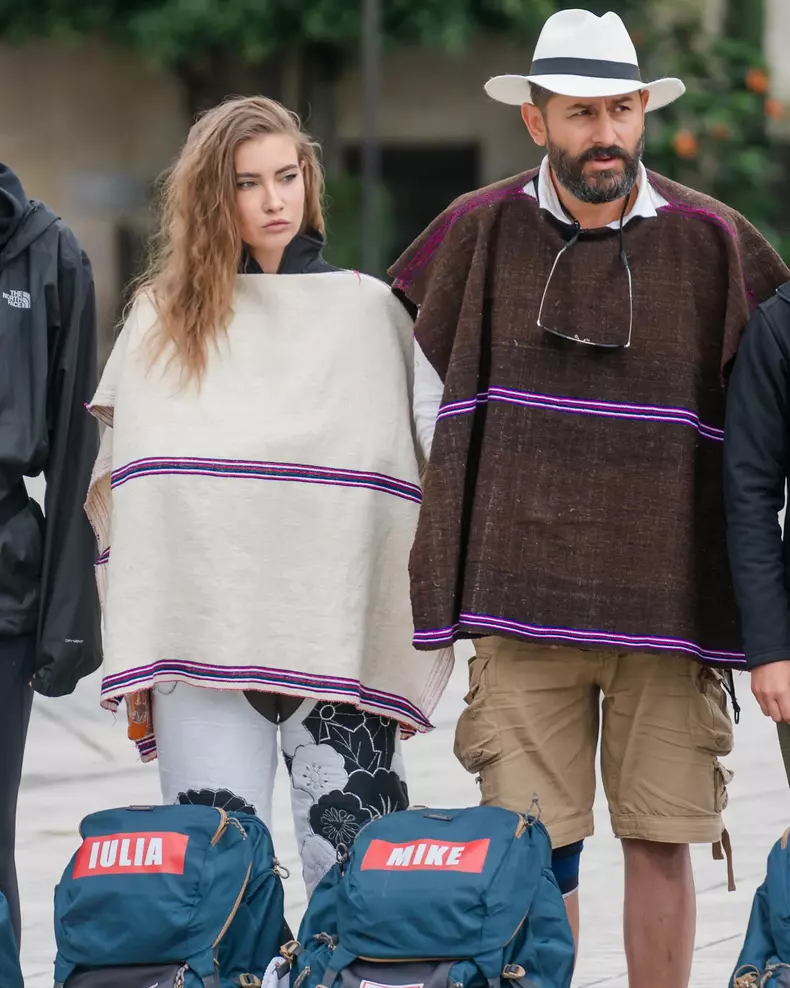 Iulia Albu și Mike