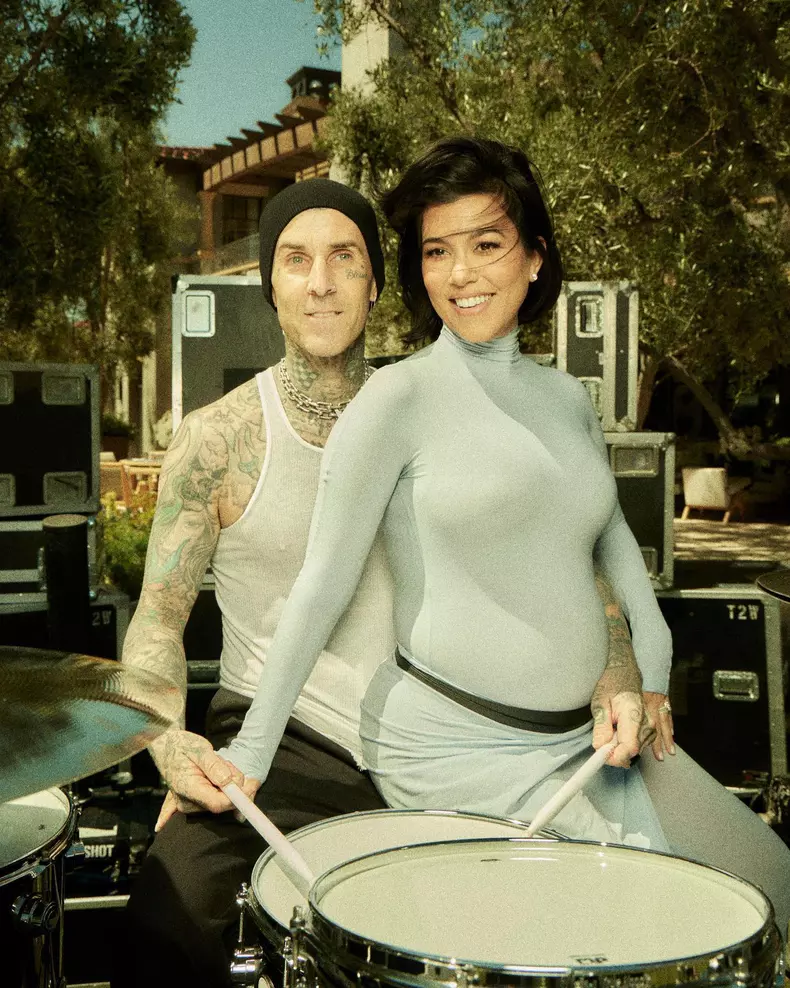 Kourtney Kourtney Kardashian și Travis Barker Kardashian Travis Barker (3)