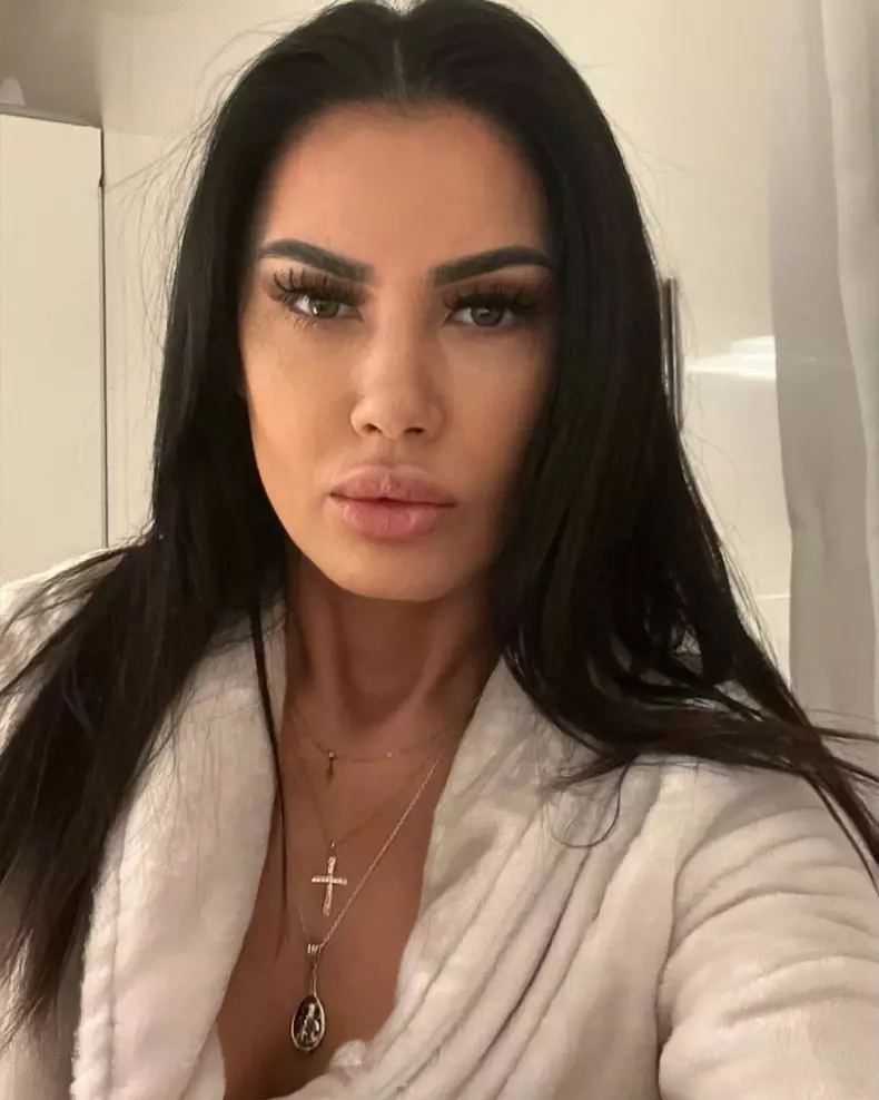 Oana Zăvoranu