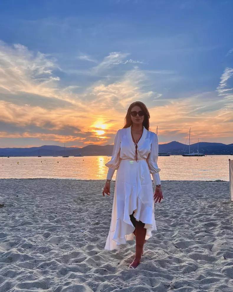 Oana Cuzino Instagram (1)
