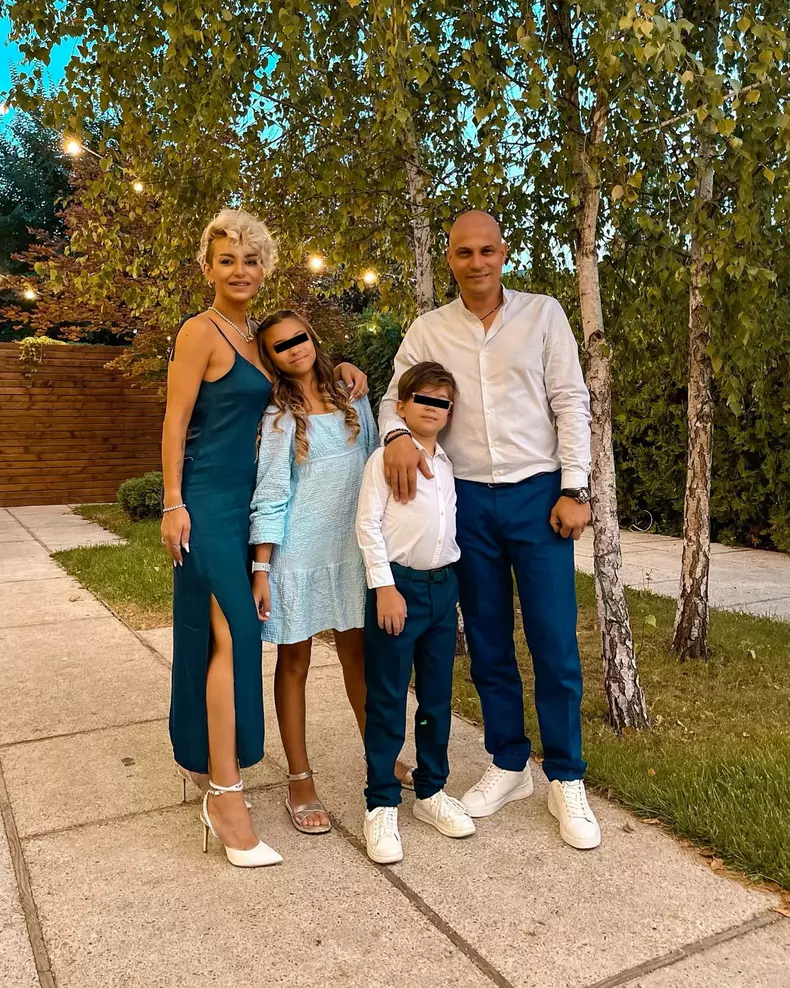 Giulia Anghelescu, Vlad Huidu și copiii lor, Mikael și Antonia