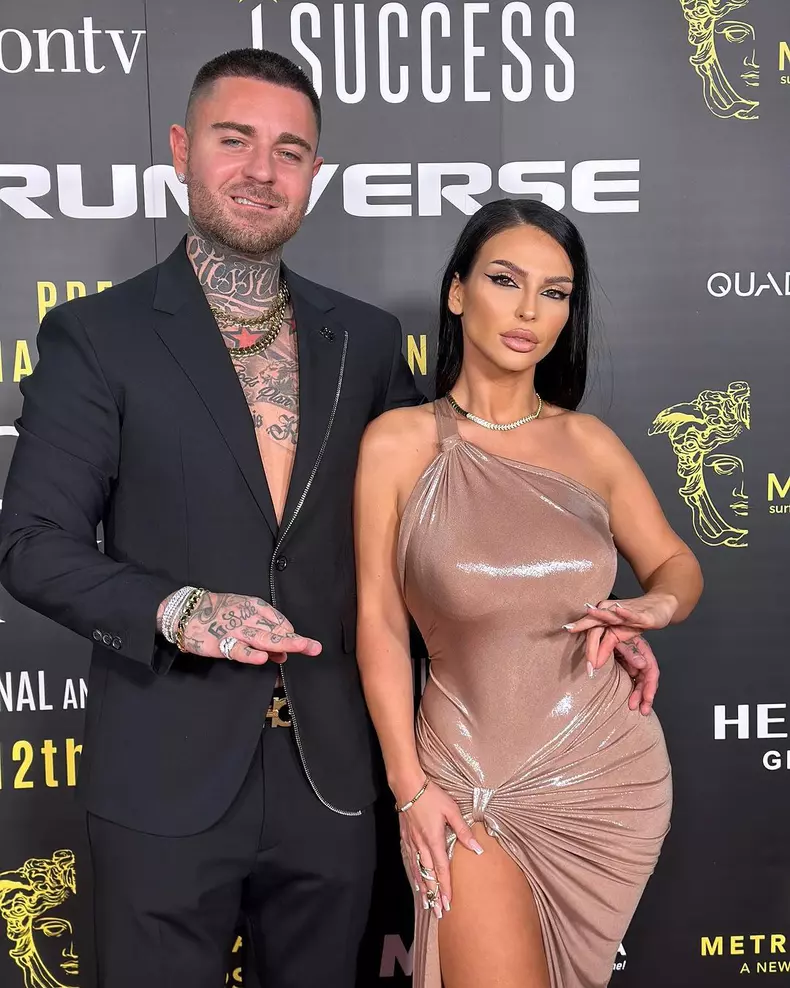 tj-miles-si-francisca-s-au-logodit-la-survivor-all-stars-3