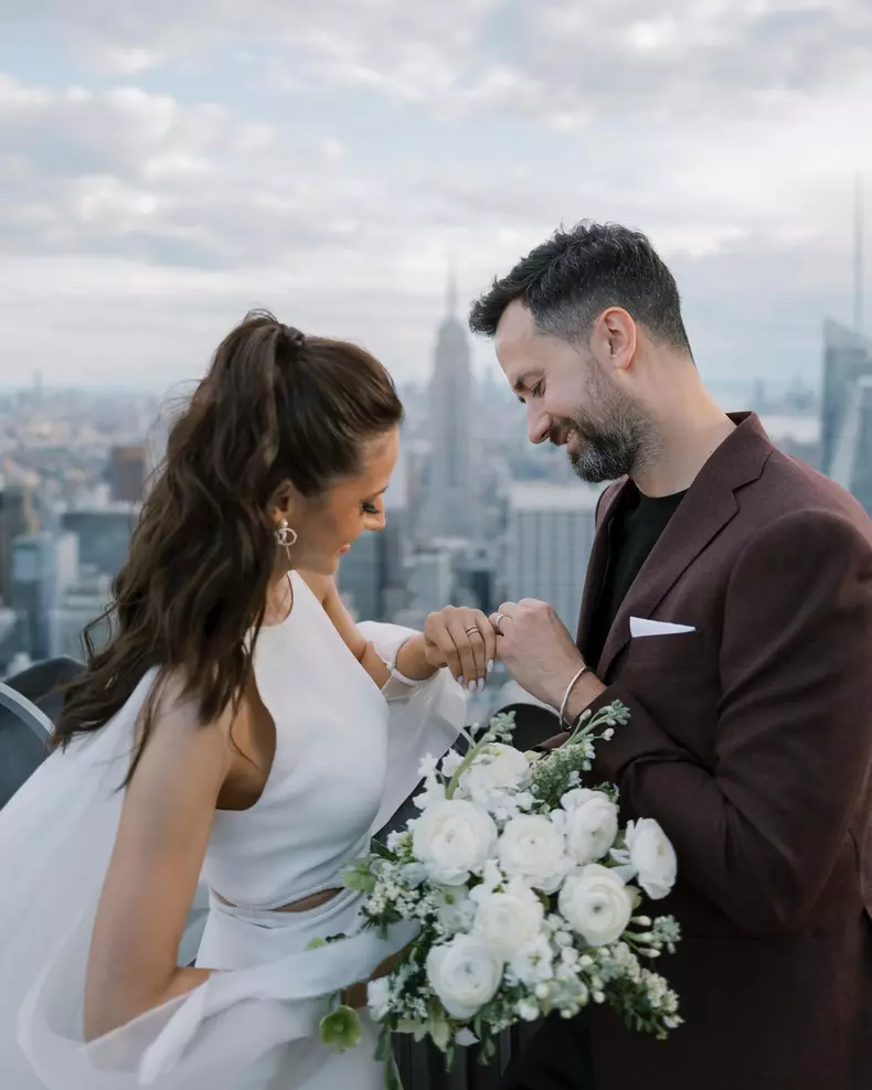 Ramona Păun de la Pro TV s-a căsătorit civil cu Cosmin Mihăiță la New York, în mai 2024 (4)