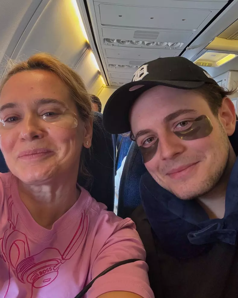 aris-eram-si-andreea-esca-in-avion