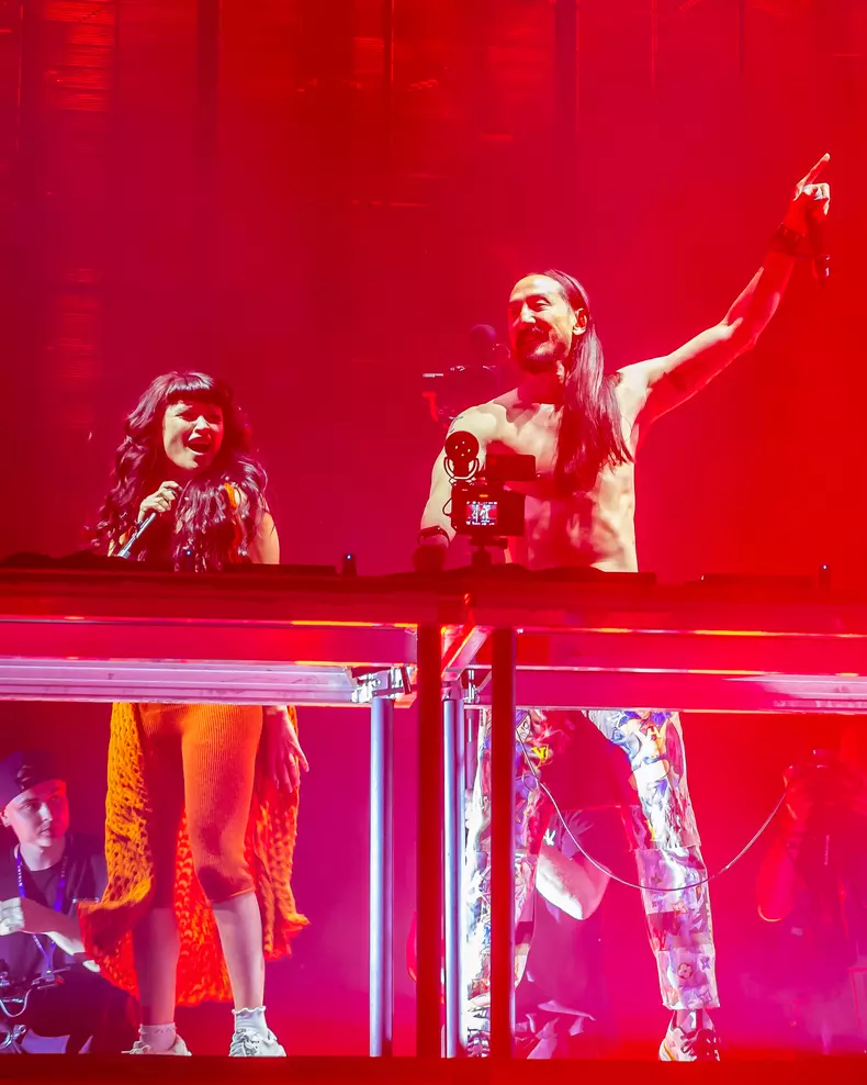 Irina Rimes şi Steve Aoki la Untold