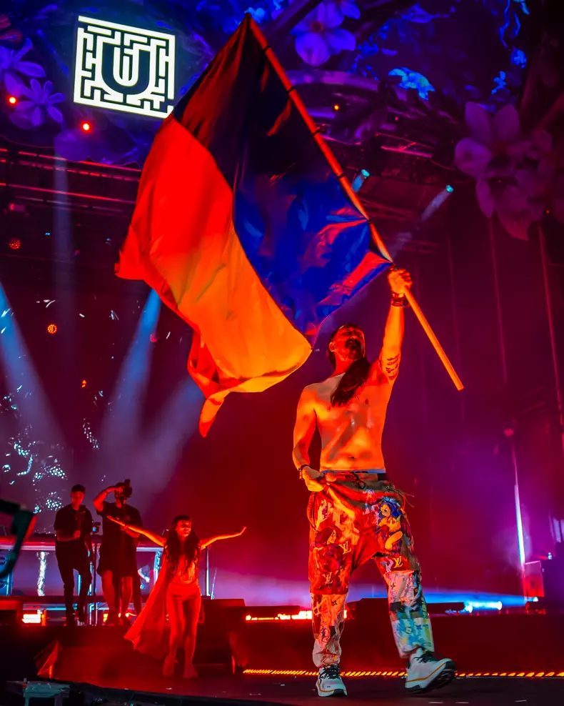 Irina Rimes şi Steve Aoki la Untold