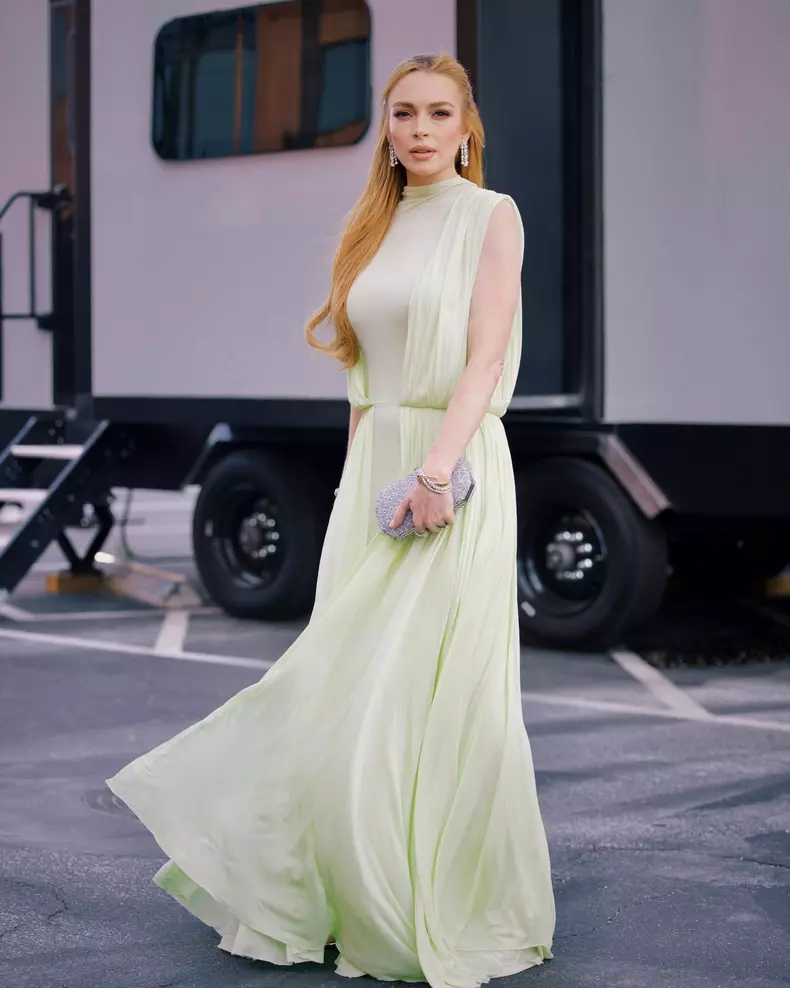 LINDSAY LOHAN “Churro Waves”