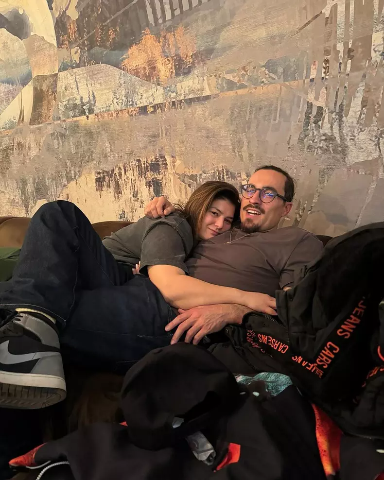 maria si mincu imbratisati