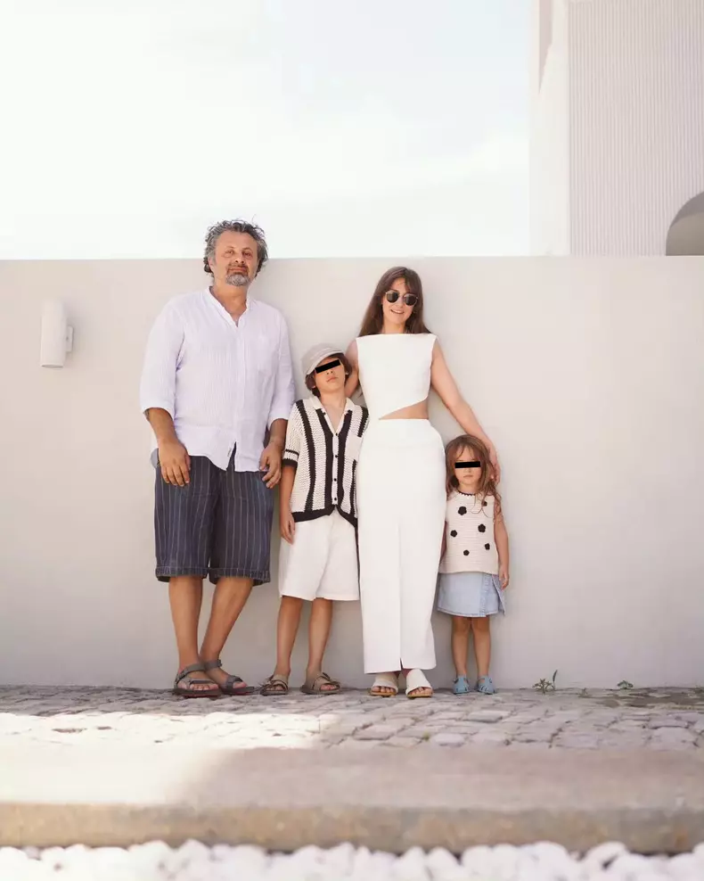 Dana Rogoz, Radu Dragomir și copiii lor, Vlad și Lia (1)