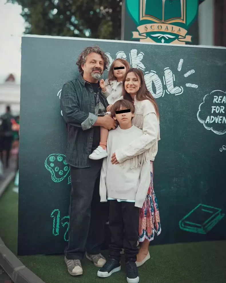 Dana Rogoz, Radu Dragomir și copiii lor, Vlad și Lia (2)