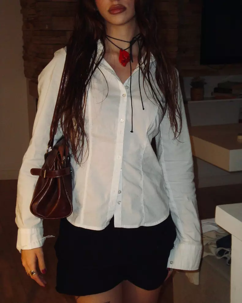miruna bontea cu colier