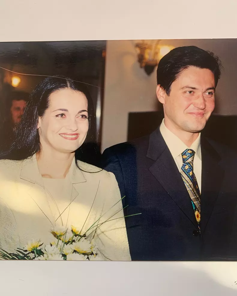 Elvira Deatcu și soțul ei, Horea Nicorici, la cununia civilă (1)