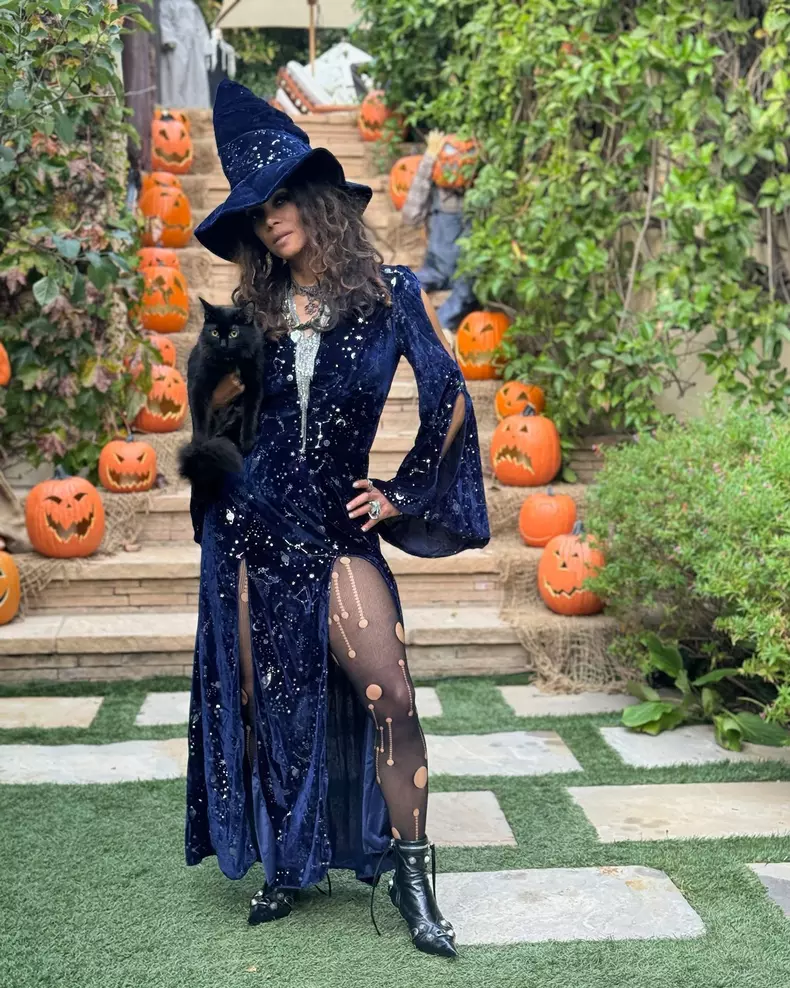 halle berry halloween 2024