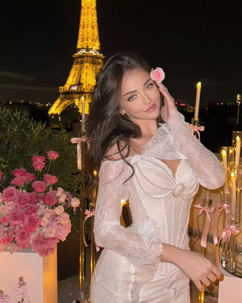 andreea bostanica la paris