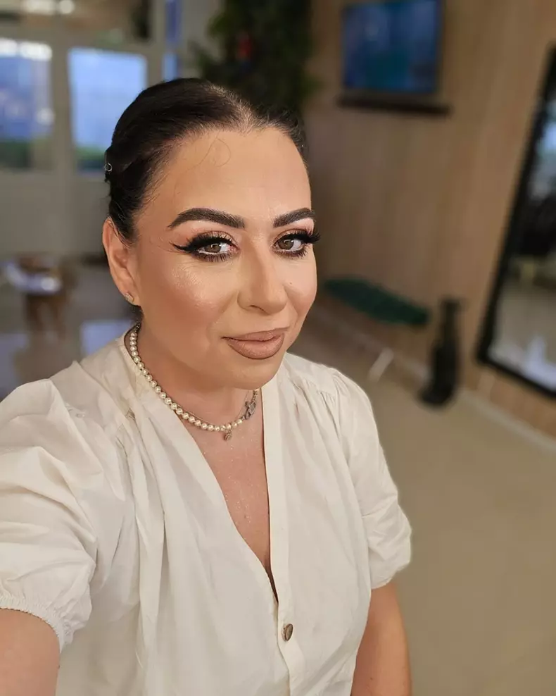 oana roman machiaj