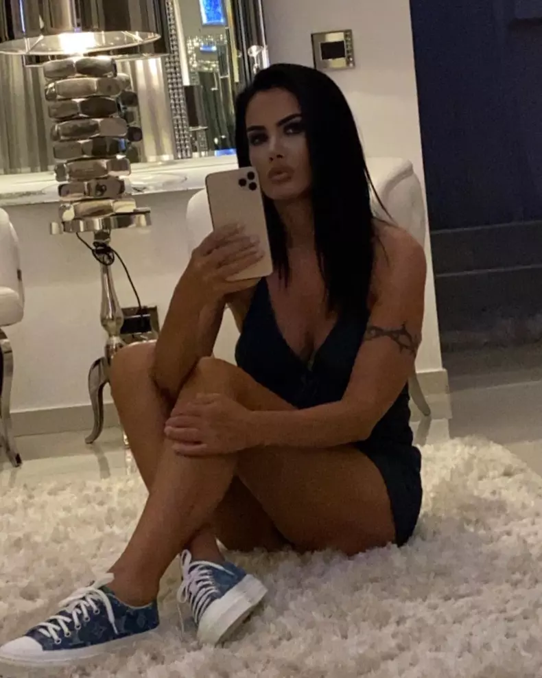 Oana Zăvoranu casa (2)