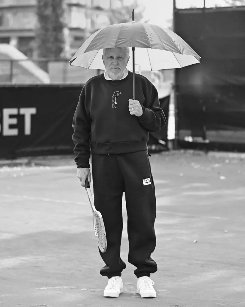 Alessia Năstase, fiica lui Ilie Năstase, a lansat prima ei colecție de haine, inspirată de cariera fostului jucător profesionist de tenis (14)
