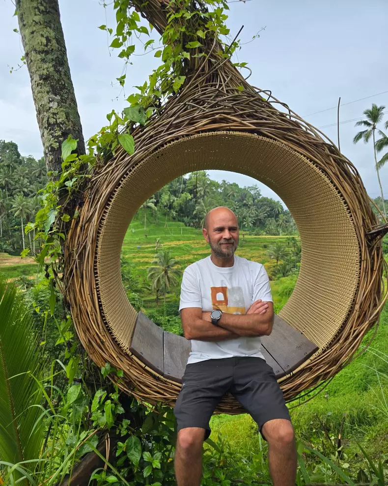 Cosmin Seleși în Bali (3)