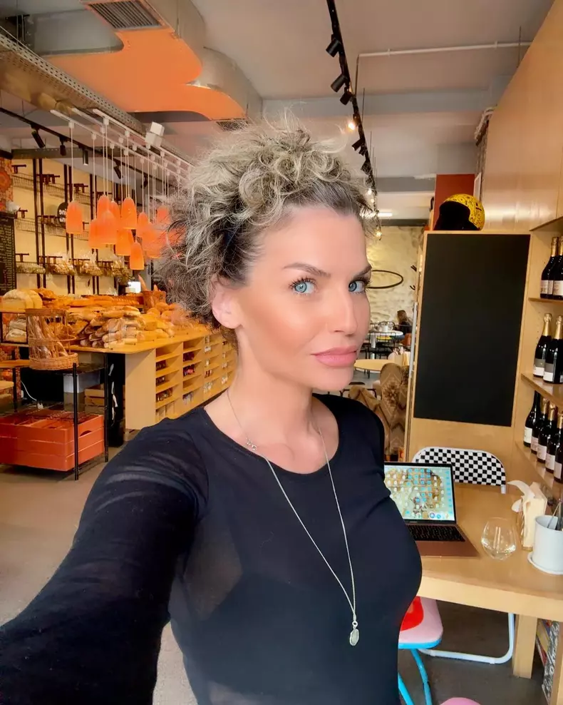 oana mares la brutarie