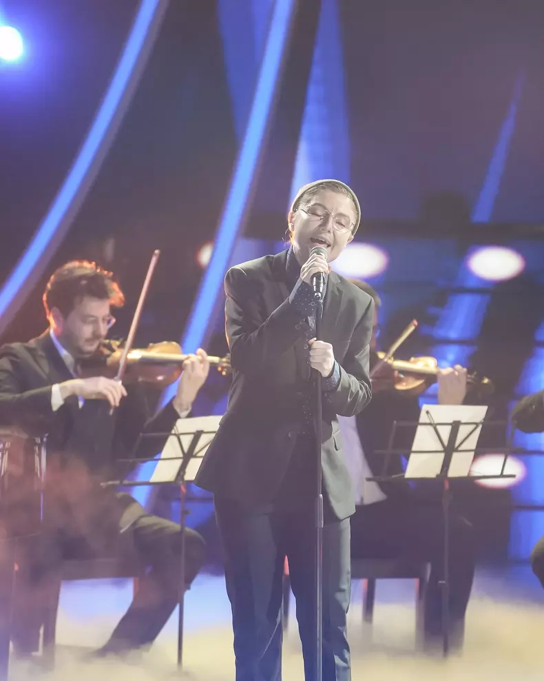 Alexandra Ungureanu și Keo, în prima ediție din sezonul 21 „Te cunosc de undeva!” (2)
