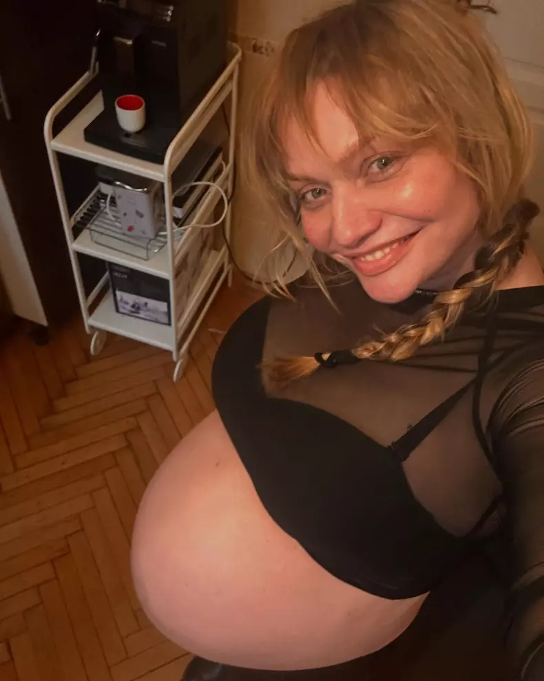 Cristina Cioran însărcinată cu al doilea copil (8)