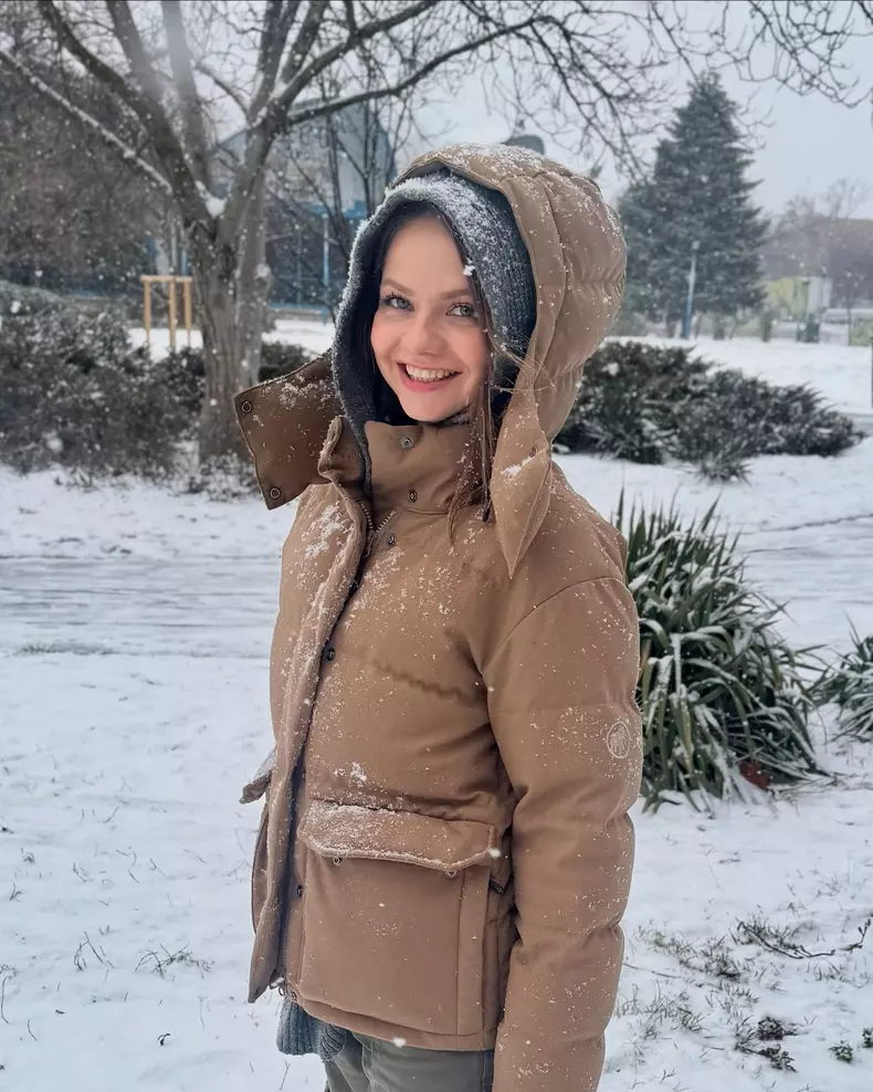 Vero Căliman, după ce a renunțat la personajul Fetița Zurli și a demisionat din Gașca Zurli (7)