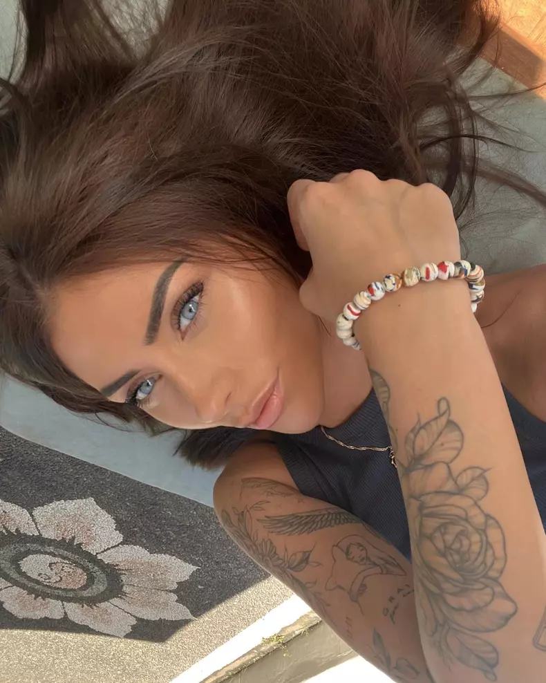 danielle mansutti tatuaj