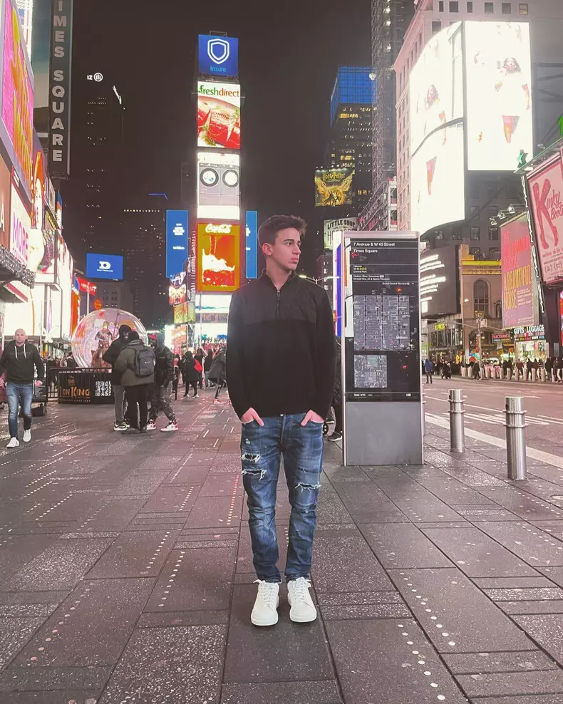 rares pe strada