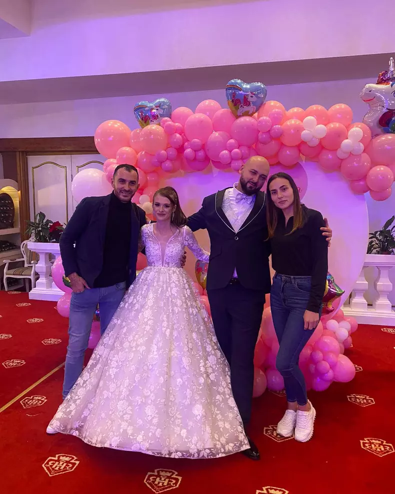 Teodora și Alex Marcu la nunta lor