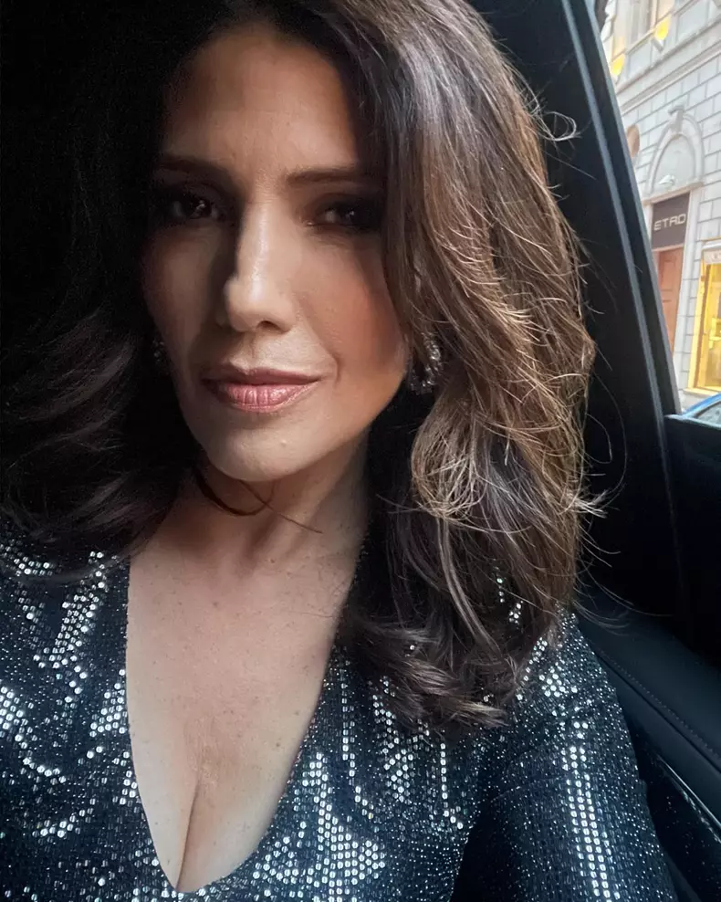 Lynda Lopez, sora mai mică a lui Jennifer Lopez (1)