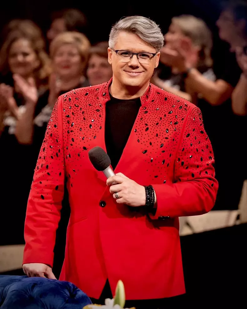 fuego cu saqcou rosu