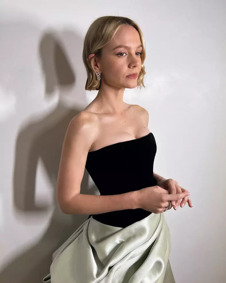 Carey Mulligan tuft bob (1)