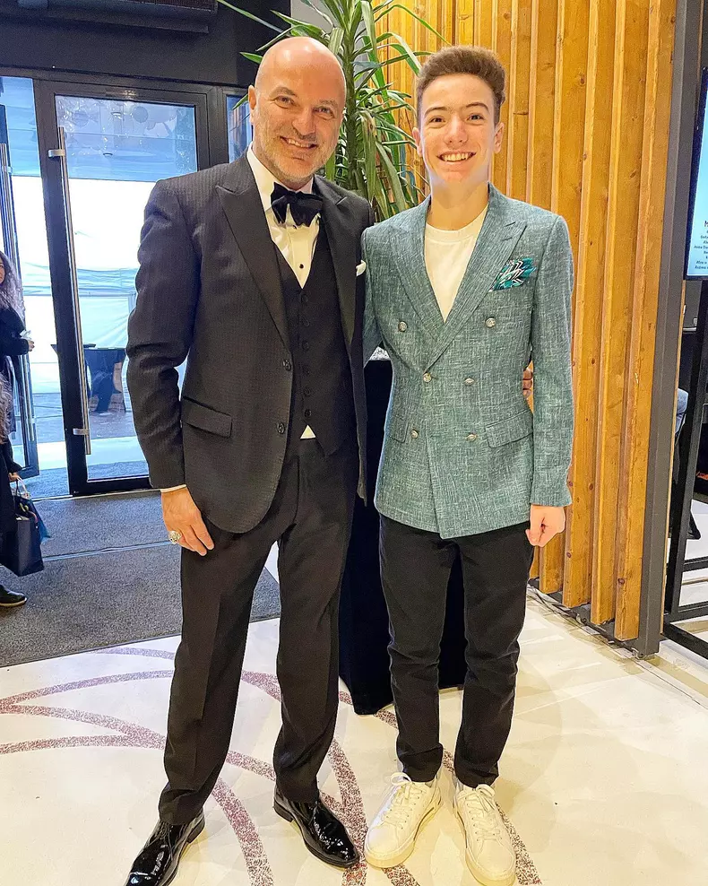 Dan Capatos și Andrei, fiul lui