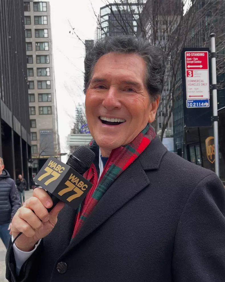 Ernie Anastos (3)