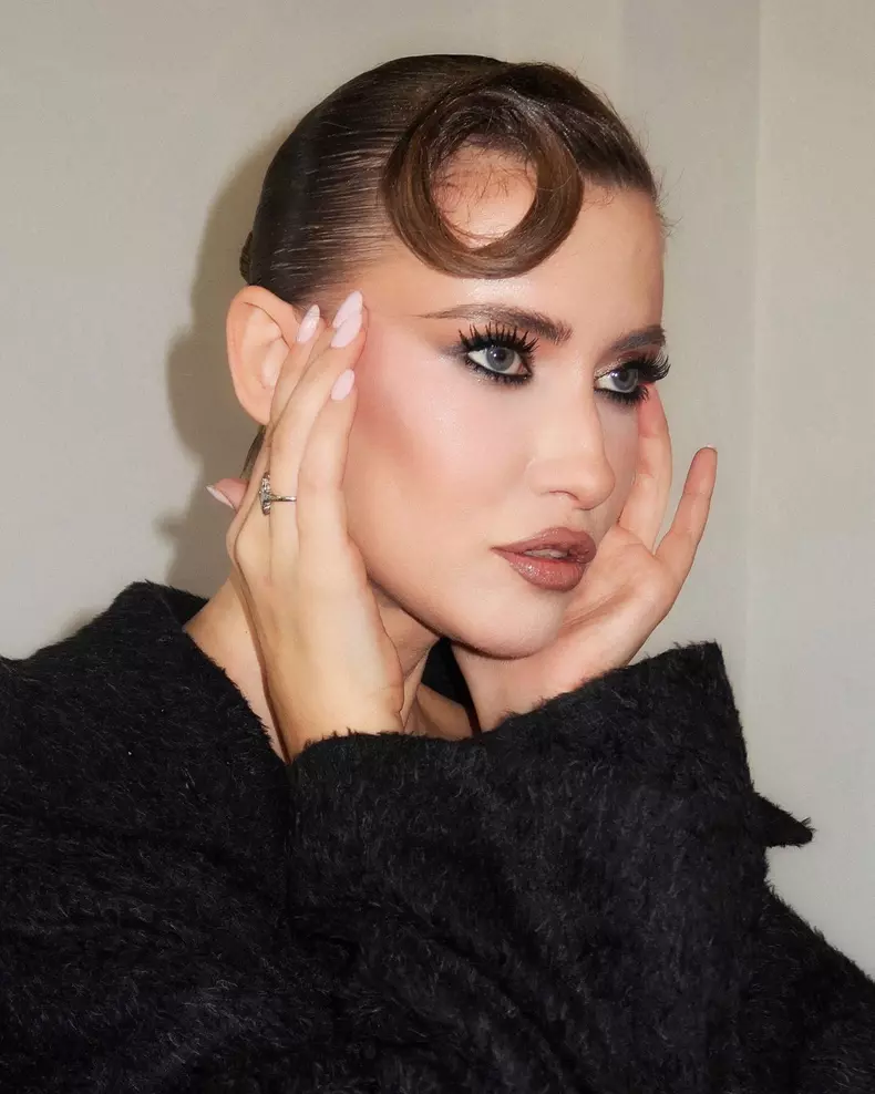 iulia albu make-up