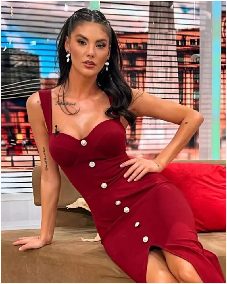 ramona olaru (1) (1) (1)