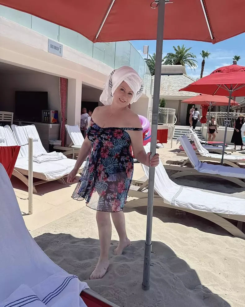 Maria Dragomiroiu în costum de baie la 70 de ani (3)