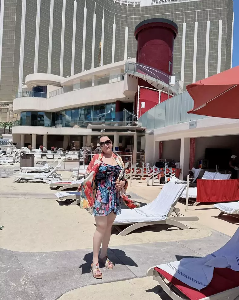Maria Dragomiroiu în costum de baie la 70 de ani (4)