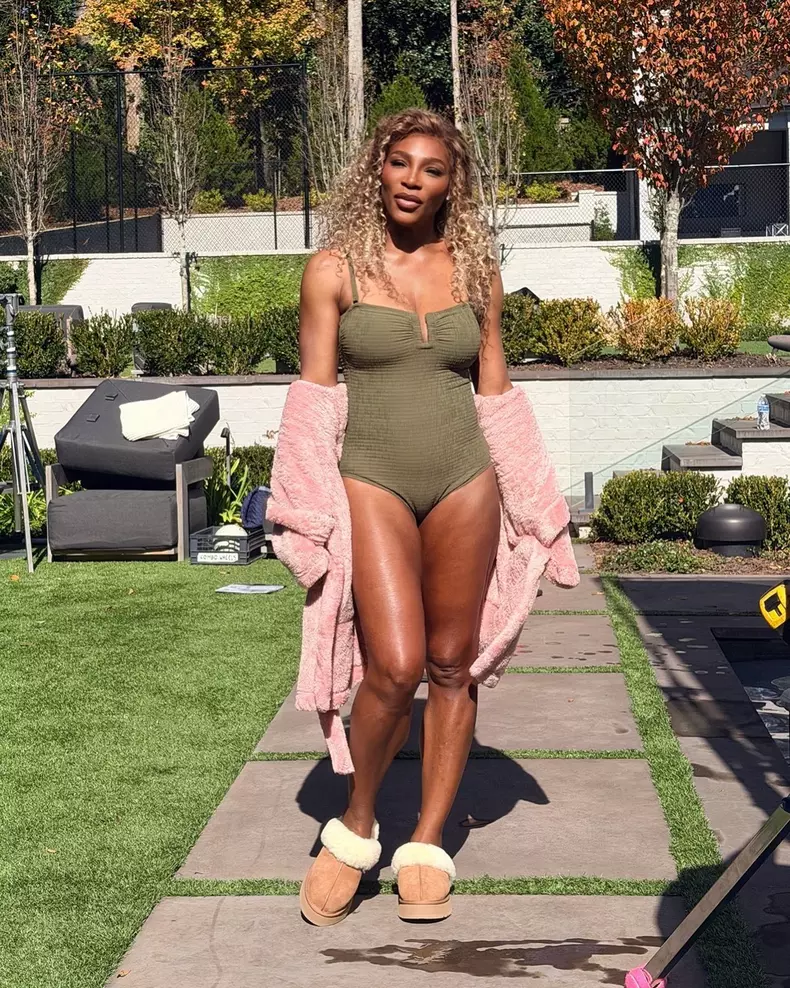 serena williams in costum de baie