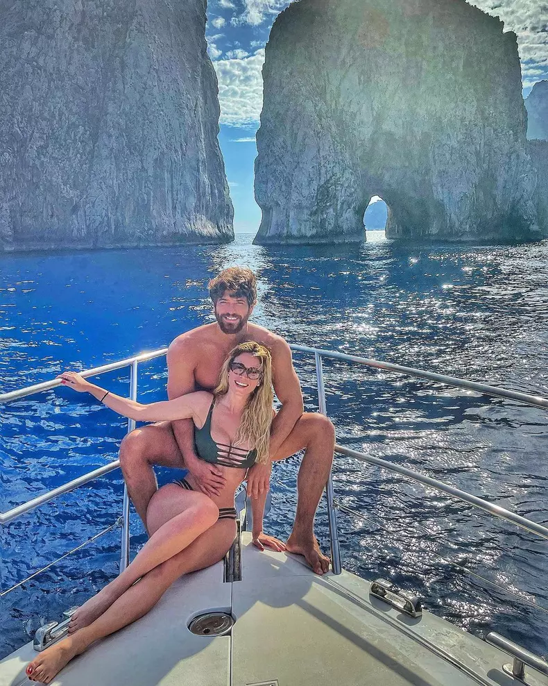 Can Yaman, sejur de vis pe coasta Amalfitană alături de iubita sa, Diletta Leotta
