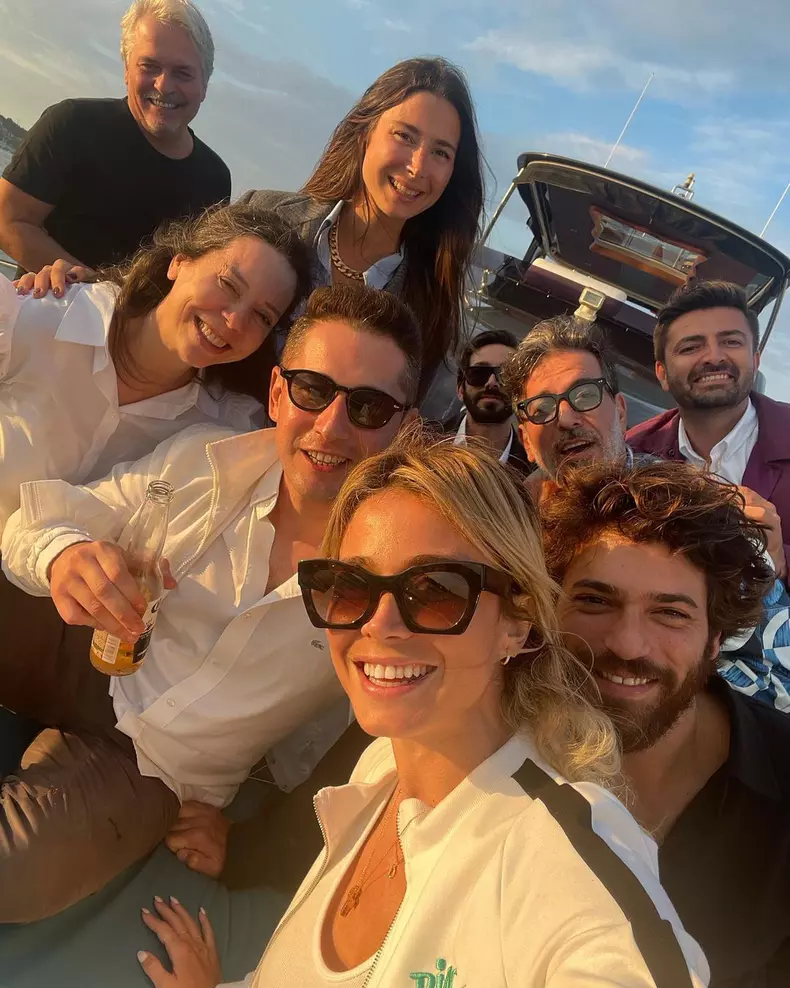 Ce mai fac cei mai sexy actori turci ai momentului Can Yaman (4)