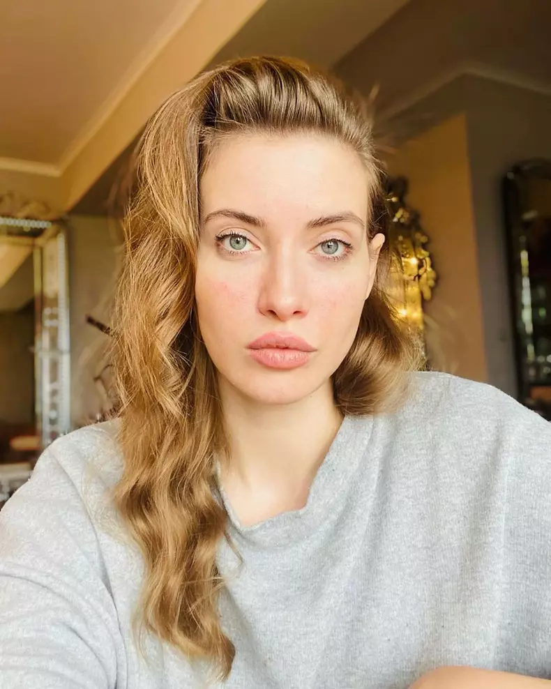 Iulia Albu (3)